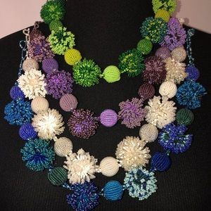 PomPom Necklace. Holiday Fun